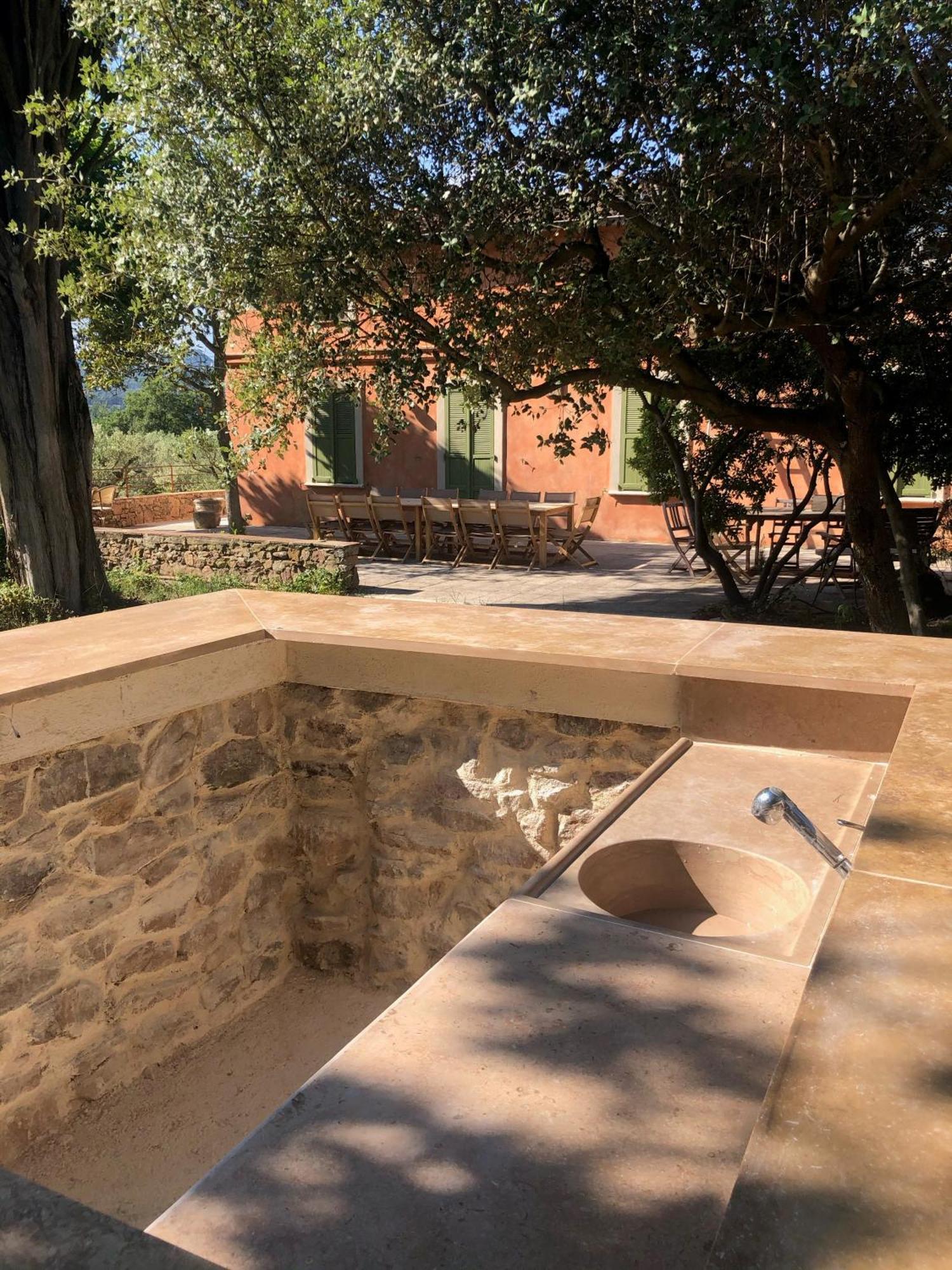 Les Hauts De Diane, Cuers Var Exterior foto