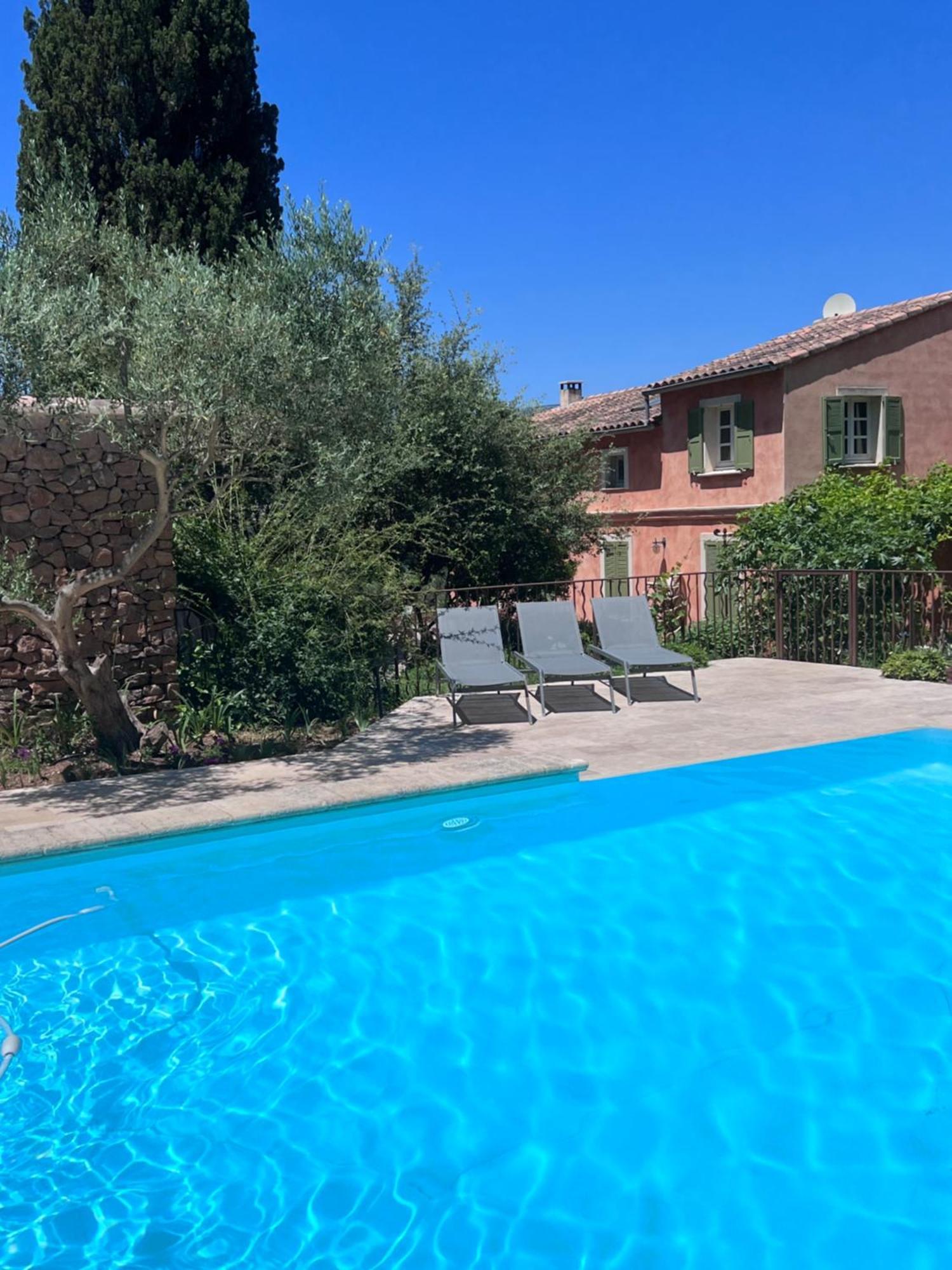 Les Hauts De Diane, Cuers Var Exterior foto